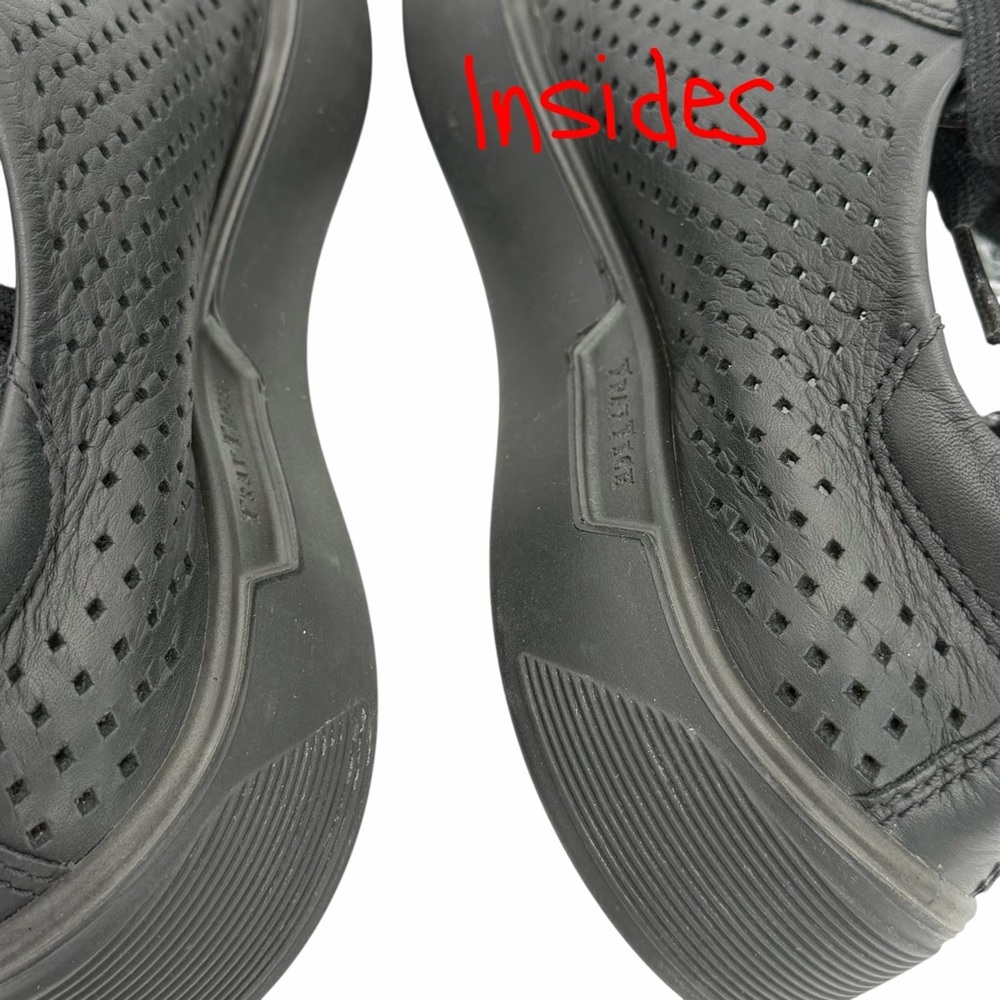 Ecco Street Tray Leather Perforated Black Sneakers - Picture 14 of 16